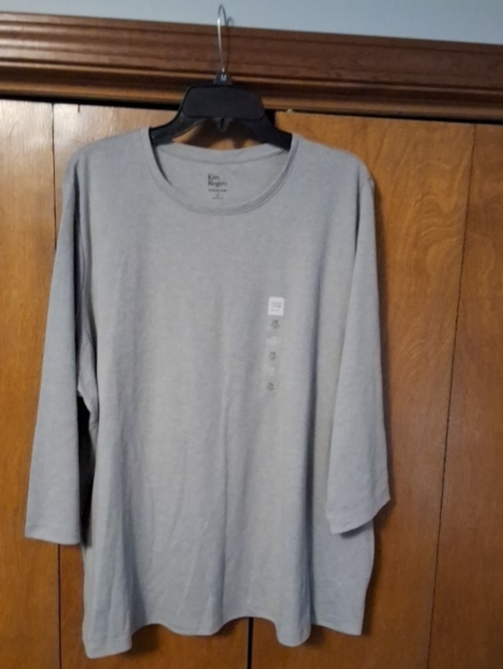 Women Gray Long Sleeve Crew Neck Shirt